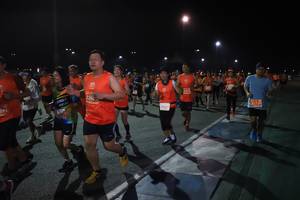 BIB: 226, 21729, 29221
                            <button type="button" onclick="openModal(10597878)" class="btn btn-primary btn-sm float-right btn-popup" data-toggle="modal" data-target=".modal-high-quality">
                        <i class="fas fa-shopping-cart"></i> Add to Cart
                    </button>
                                            <button type="button" onclick="isThisMe(10597878, true)" class="btn btn-success btn-sm float-right btn-popup btn-isme hidden" data-toggle="tooltip" data-placement="bottom" title="นี่คือรูปของคุณใช่ไหม คลิกที่นี่เพื่อเอาเข้าอัลบั้ม">
                        <i class="fas fa-plus"></i> Add to album
                    </button>
                    <button type="button" onclick="isThisMe(10597878, false)" class="btn btn-warning btn-sm float-right btn-popup btn-isnotme hidden">
                        <i class="fas fa-ban"></i> Remove from album
                    </button>
